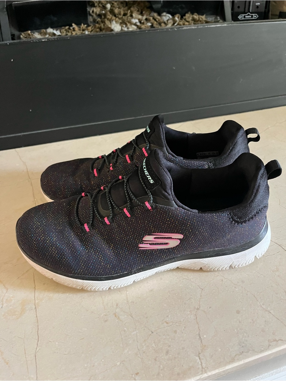 Skechers Black Summit Sparkle Slip-On Memory Foam Sneakers Size 8